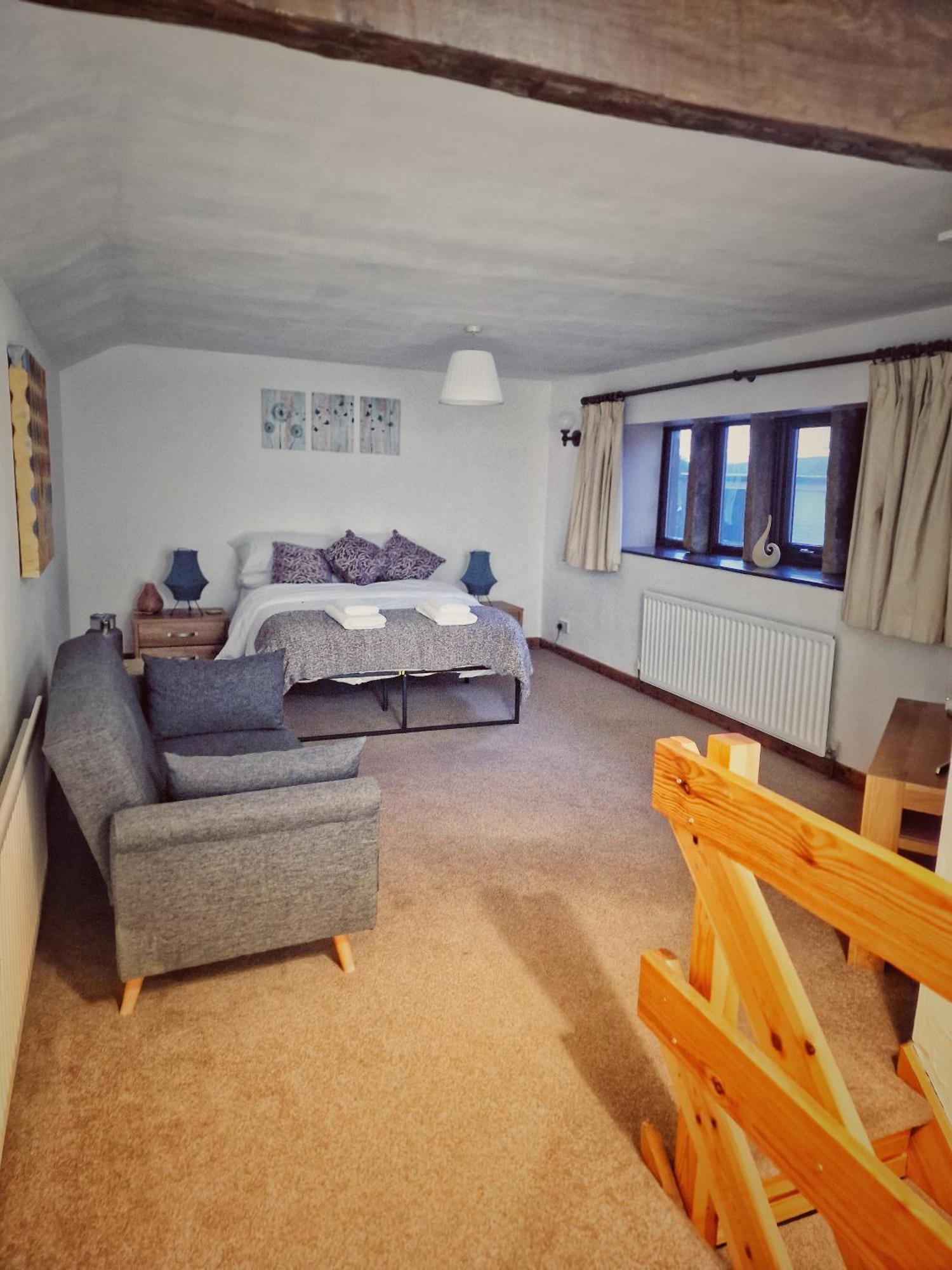 The Lodge@ Beechwood House Mossley Exterior photo